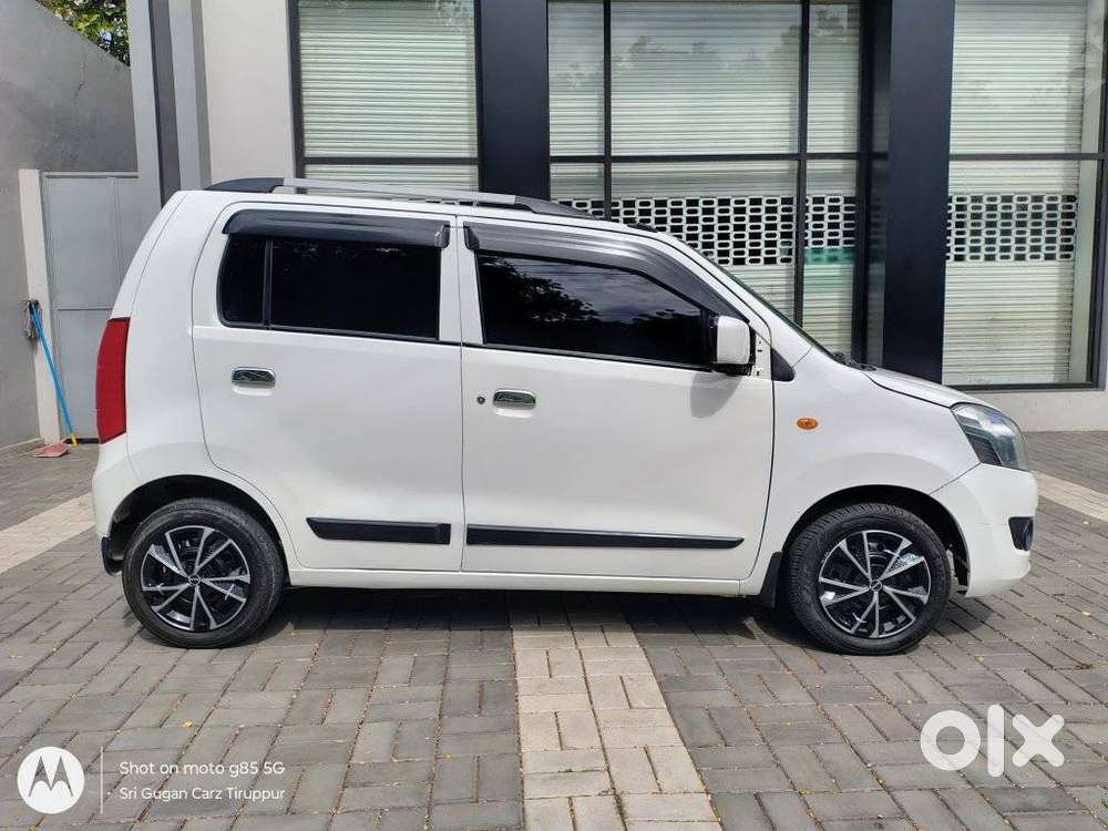 Maruti Suzuki Wagon R Vxi Amt Opt, 2017, Petrol