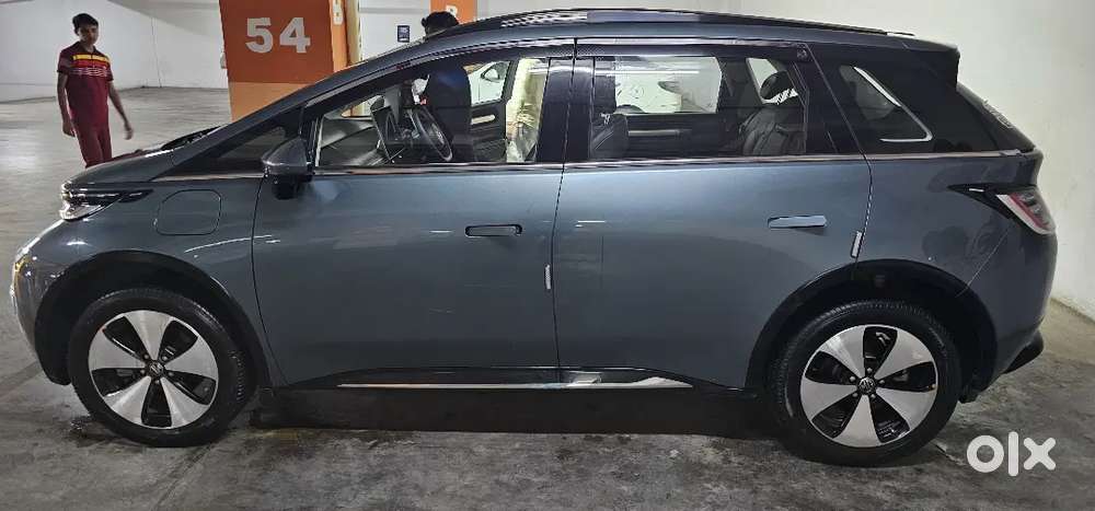 Mg Windsor Ev Essence 2025 Automatic