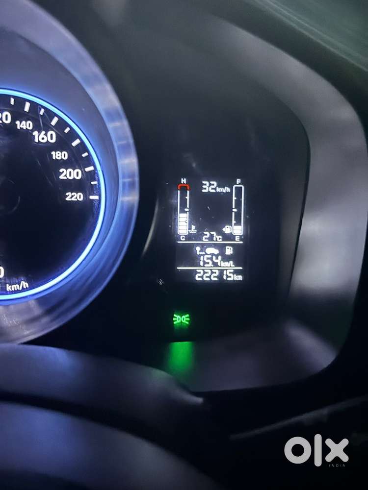 Hyundai Venue Petrol 2022