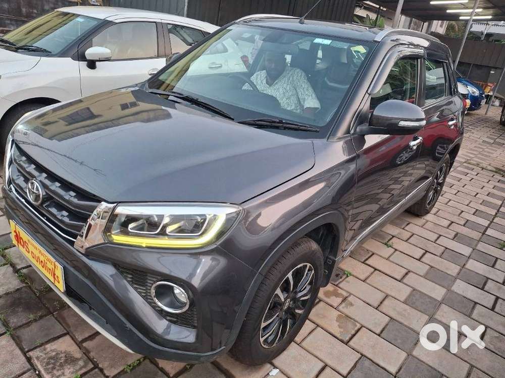 Toyota Urban Cruiser 1.5 Premium Grade At, 2022, Petrol