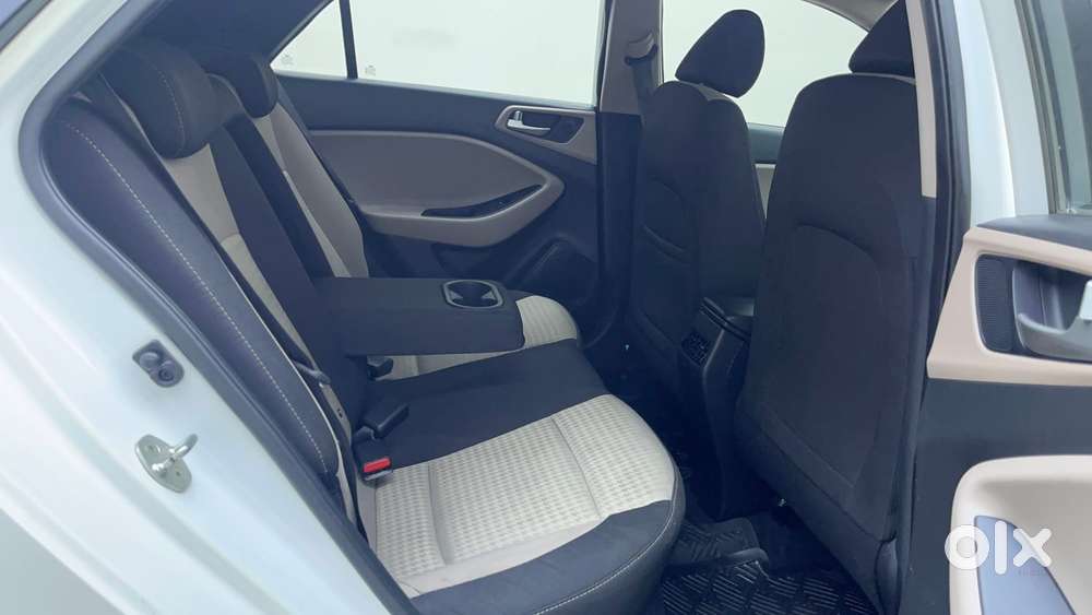 Hyundai Elite I20 1.2 Asta (o) Cvt, 2019, Petrol