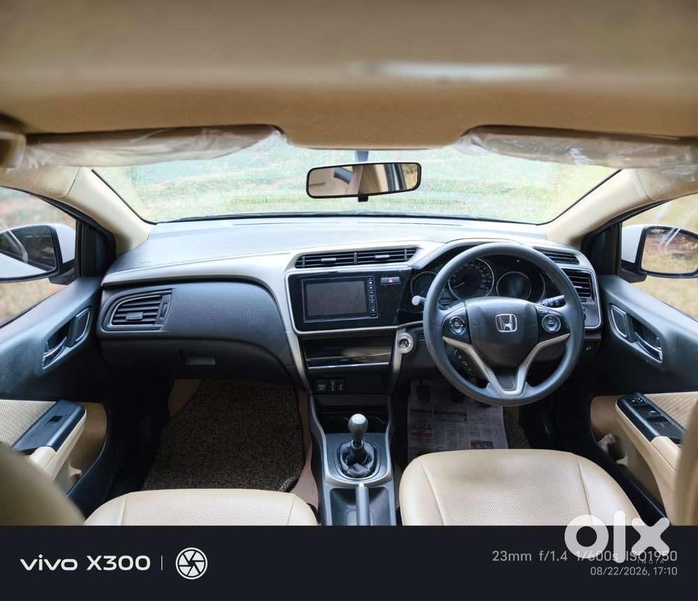 Honda City 1.5 V 4th Gen I-vtec Mt, 2023, Petrol