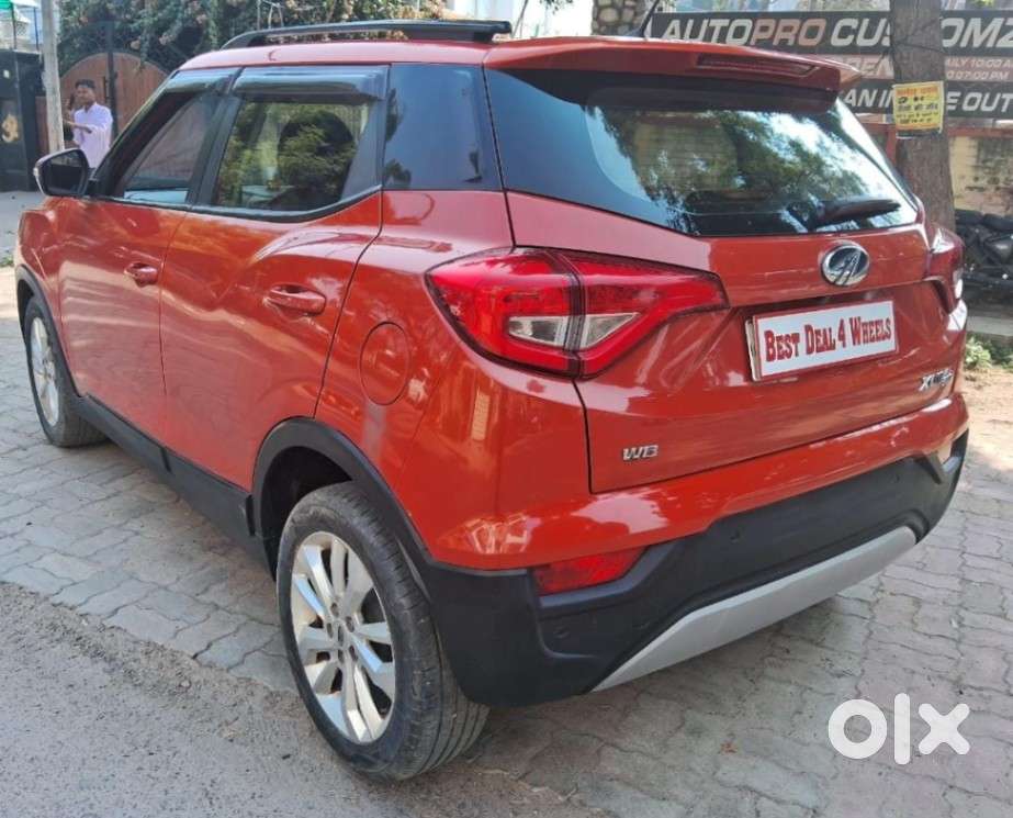 Mahindra Xuv300 W8 1.2 Petrol Dual Tone, 2019, Petrol