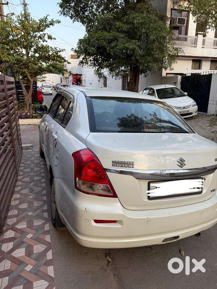 Maruti Suzuki Swift Dzire 2011