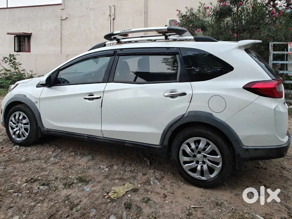 Honda Brv - S -2016 Model/ Manuel  Petrol / Excellent Condition