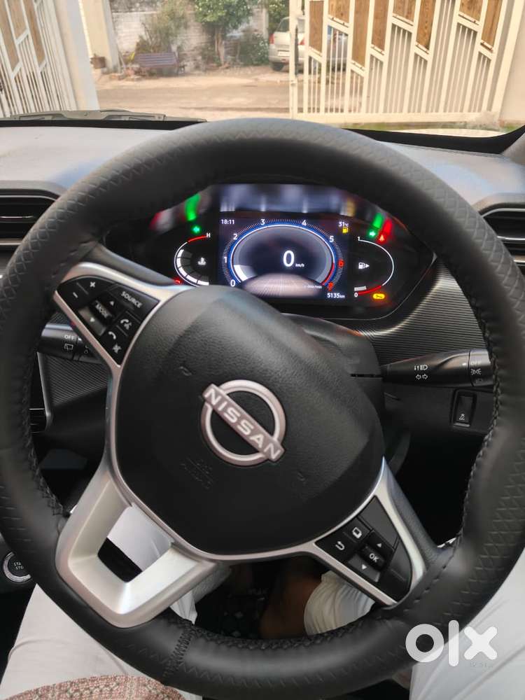 Nissan Magnite N-connecta Mt, 2025, Petrol