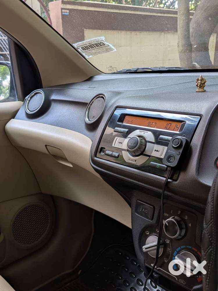 Honda Brio 2012 Petrol Well Maintained