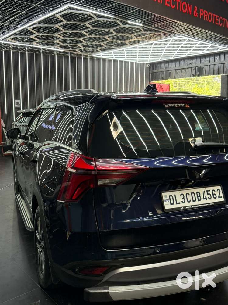 Diplomat Used Under Warranty Mahindra Xuv 700