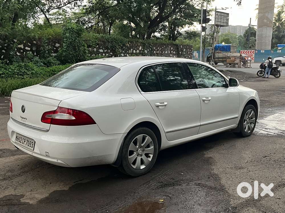 Skoda Superb 2012 Petrol Well Maintained