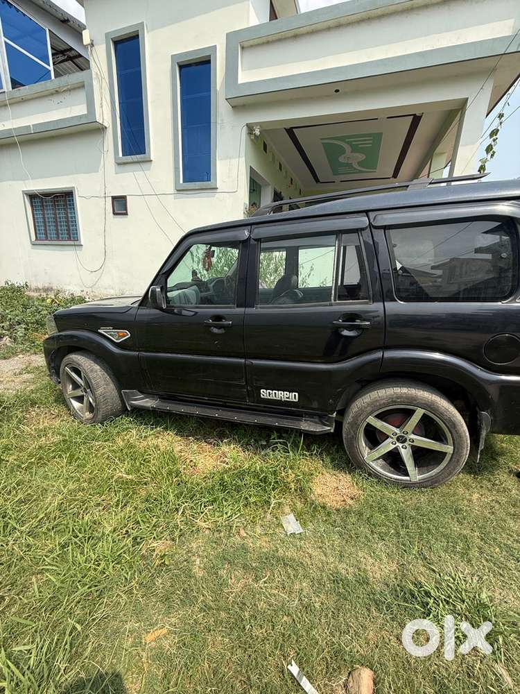 Mahindra Scorpio 2017 Diesel Manual