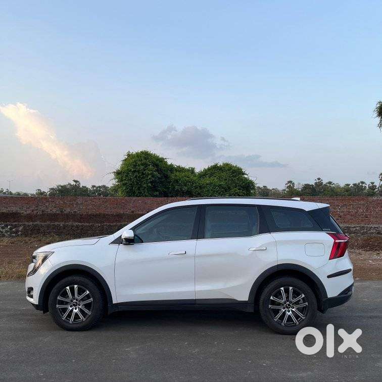 Mahindra Xuv700 2.2 Ax 7 Diesel At Luxury Pack Str, 2025, Diesel