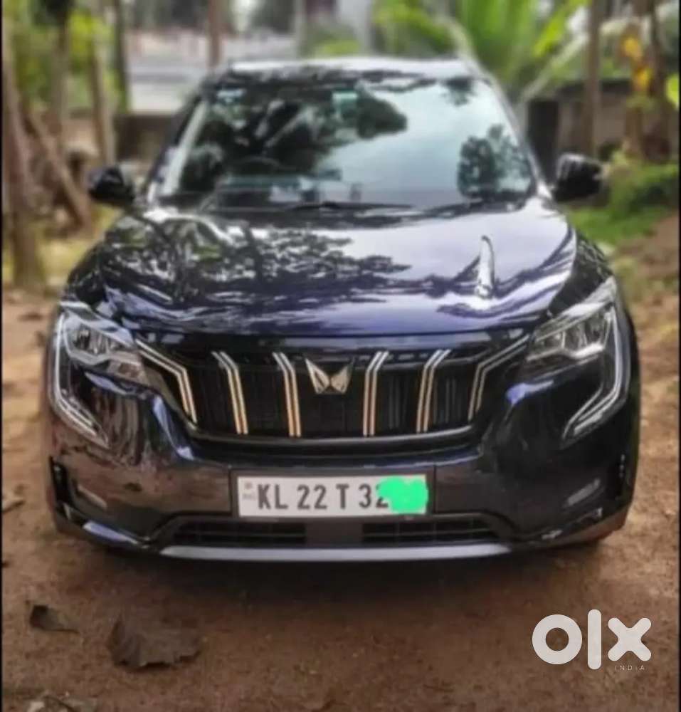 Mahindra Xuv700 2024 Petrol 18000 Km Driven, Fancy Number