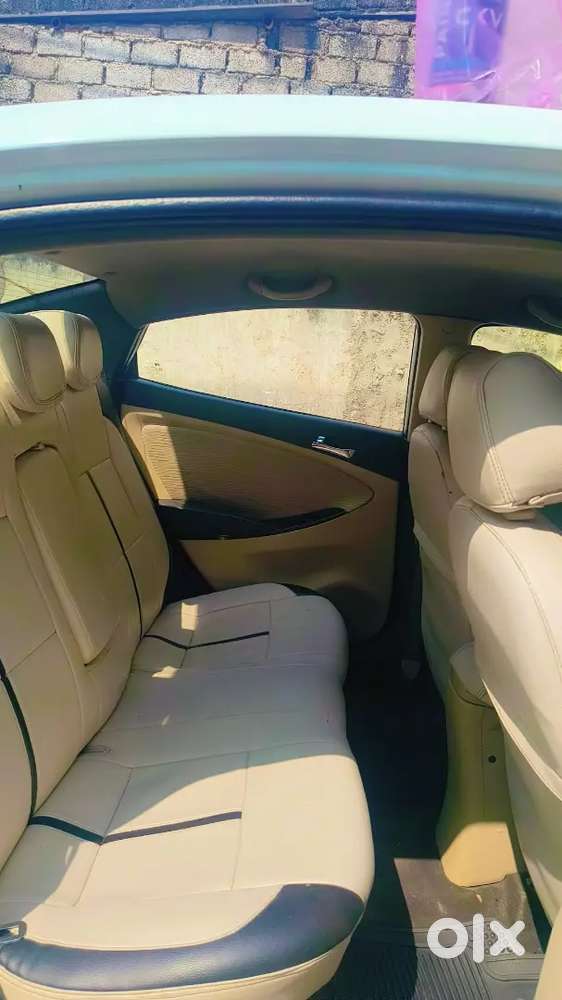 Hyundai Verna 2011 Diesel 118000 Km Driven