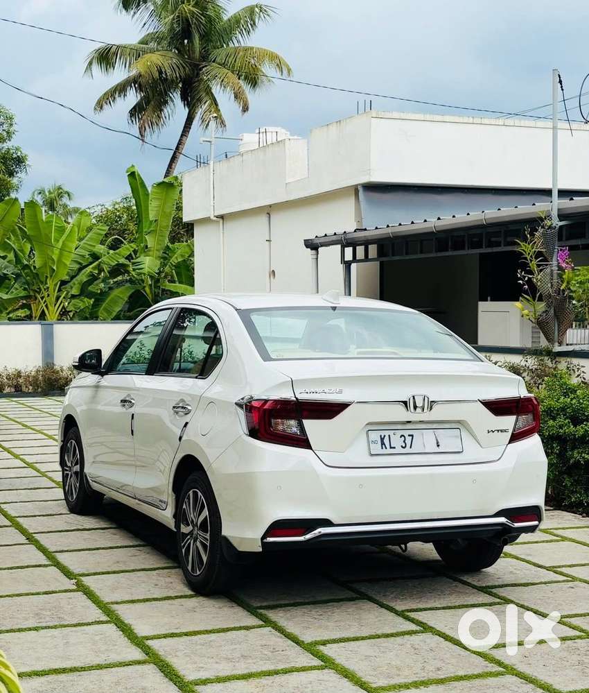 Honda Amaze 2nd Gen Vx, 2024, Petrol