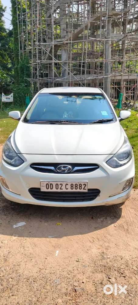Hyundai Verna 2013 Diesel 102000 Km Driven