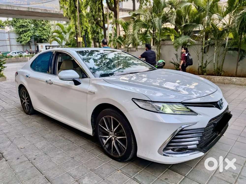 Toyota Camry Hybrid 2022 Car Available