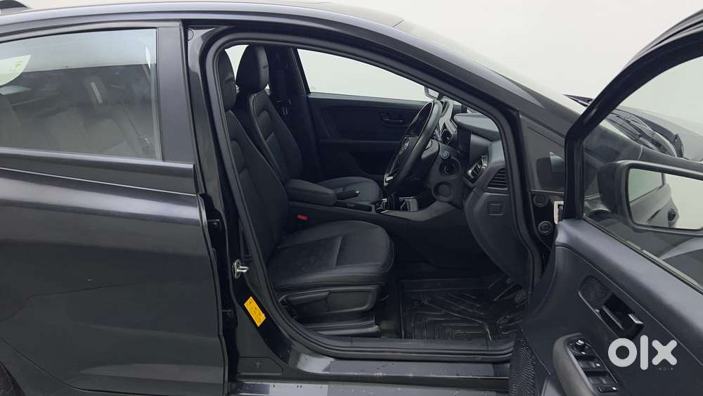 Tata Altroz Xz Plus (s) Dark Edition Diesel, 2023, Diesel