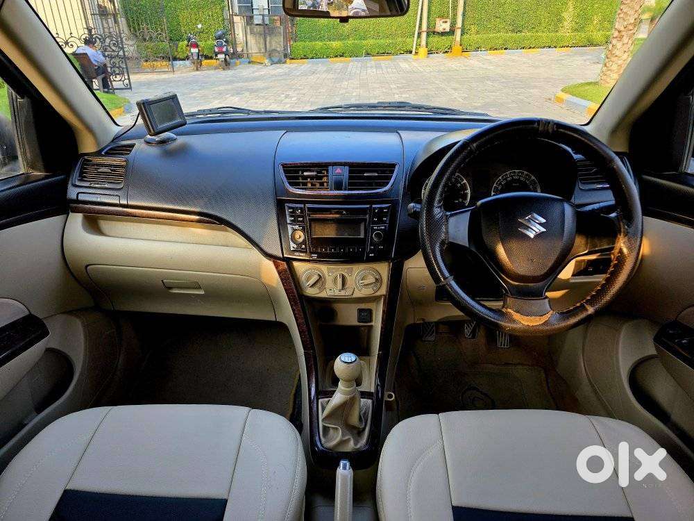 Maruti Suzuki Swift Dzire 1.2 Vxi Bsiv, 2017, Petrol