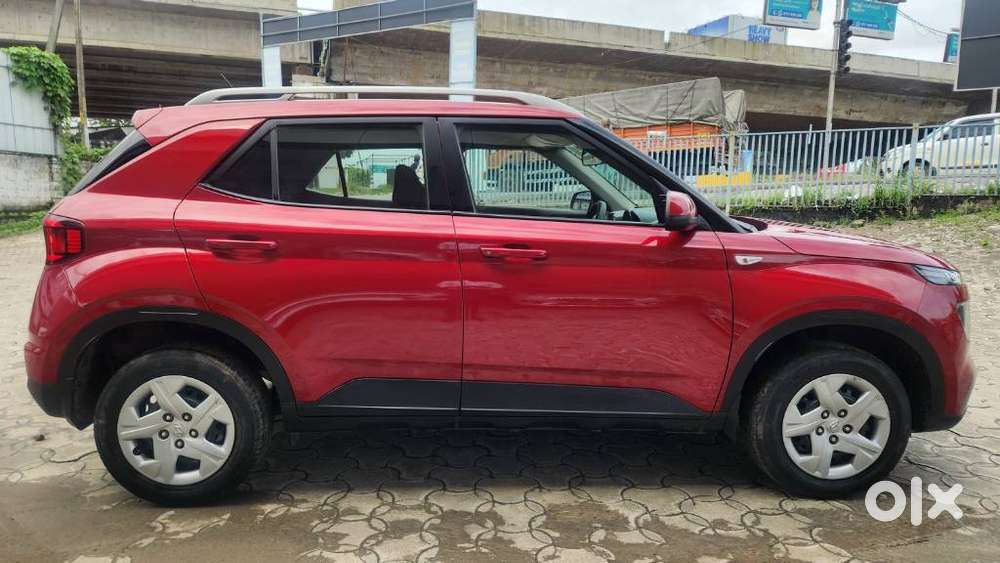 Hyundai Venue S 1.2 Petrol, 2019, Petrol