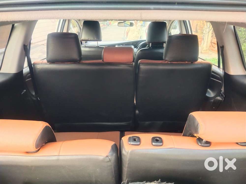 Toyota Innova Crysta 2.4 G Mt 8s, 2017, Diesel