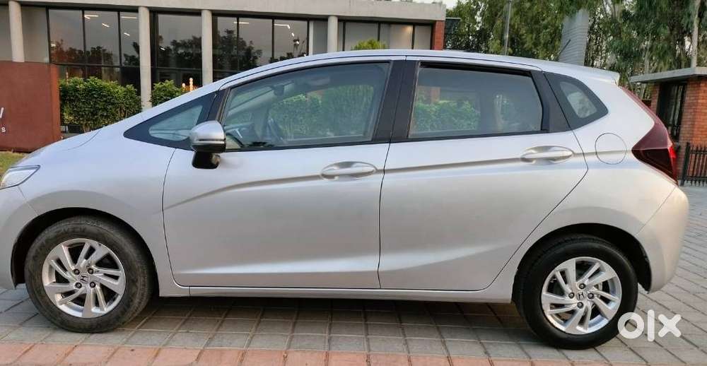 Honda Jazz V Cvt, 2017, Petrol