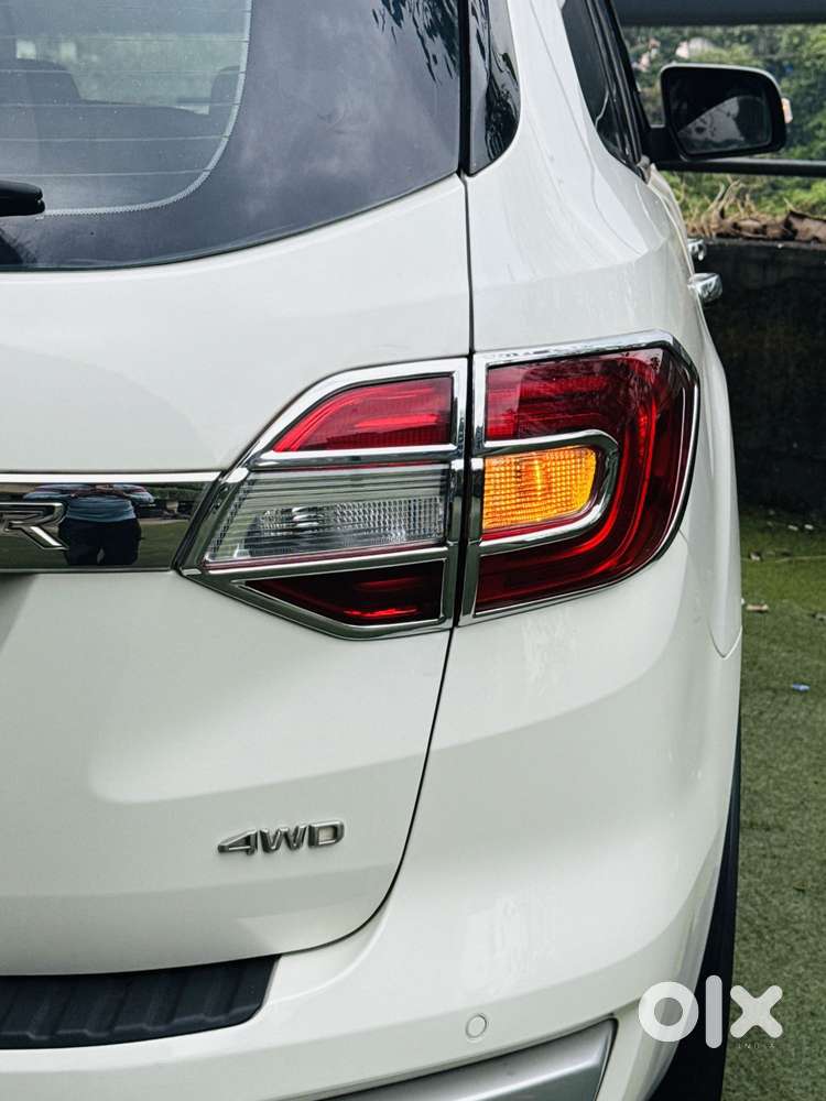 Ford Endeavour Titanium Plus 4x4, 2019, Diesel