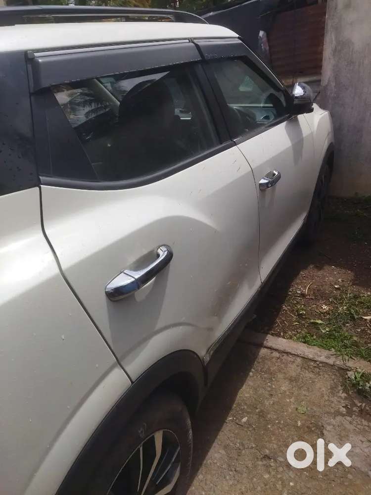 Mahindra Xuv300 Diesel 2021 Variant