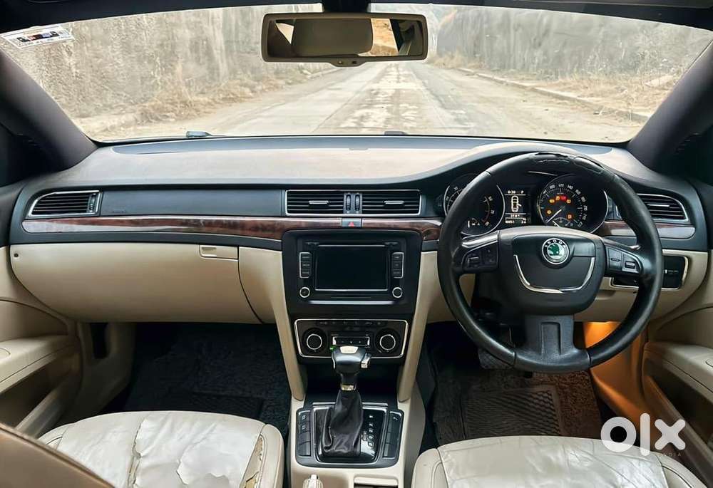 Skoda Superb 2012 Petrol