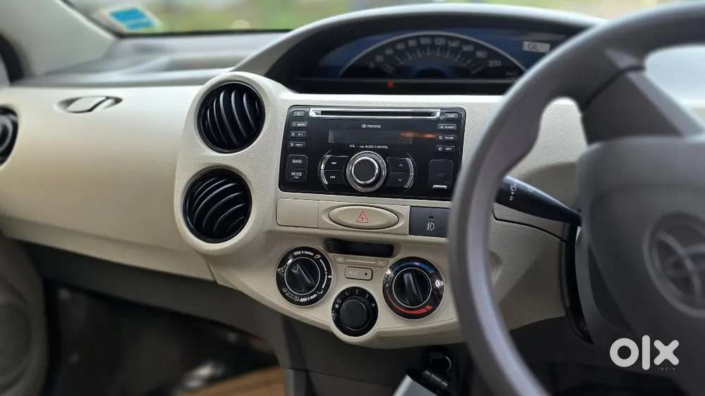 Toyota Etios Liva 2014