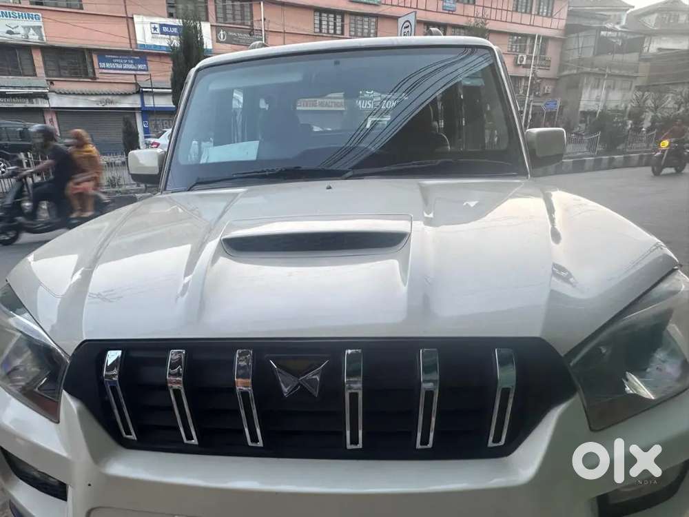 Mahindra Scorpio Classic 2016 Diesel 80000 Km Driven