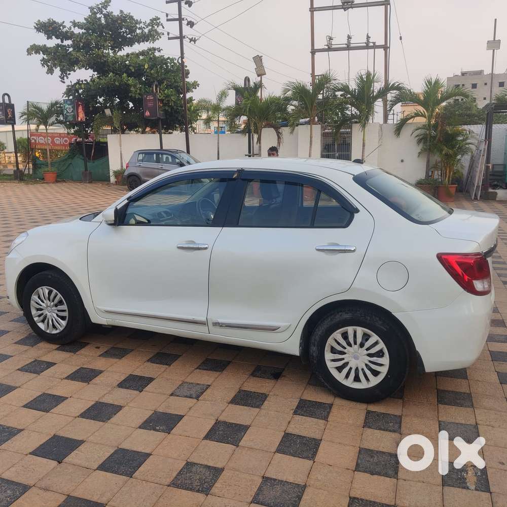 Maruti Suzuki Swift Dzire Vxi Optional, 2020, Cng & Hybrids