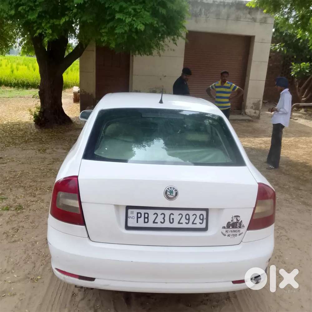 Skoda Laura 2.0 Elegance 2010 Diesel