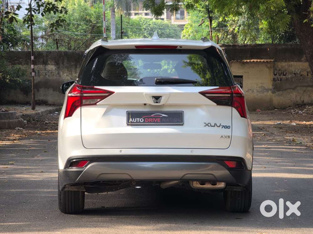 Mahindra Xuv700 2.0 Ax 5 Petrol Mt 7 Str, 2022, Petrol
