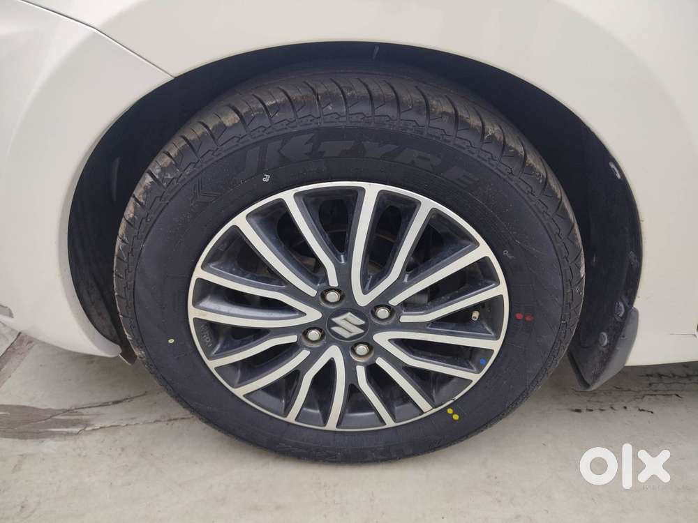 Maruti Suzuki Dzire 1.2 Zxi Plus Amt, 2018, Petrol