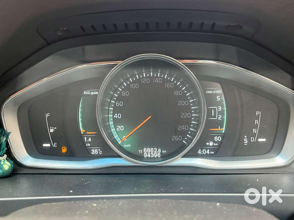 Volvo S60 D5 Inscription, 2016, Diesel