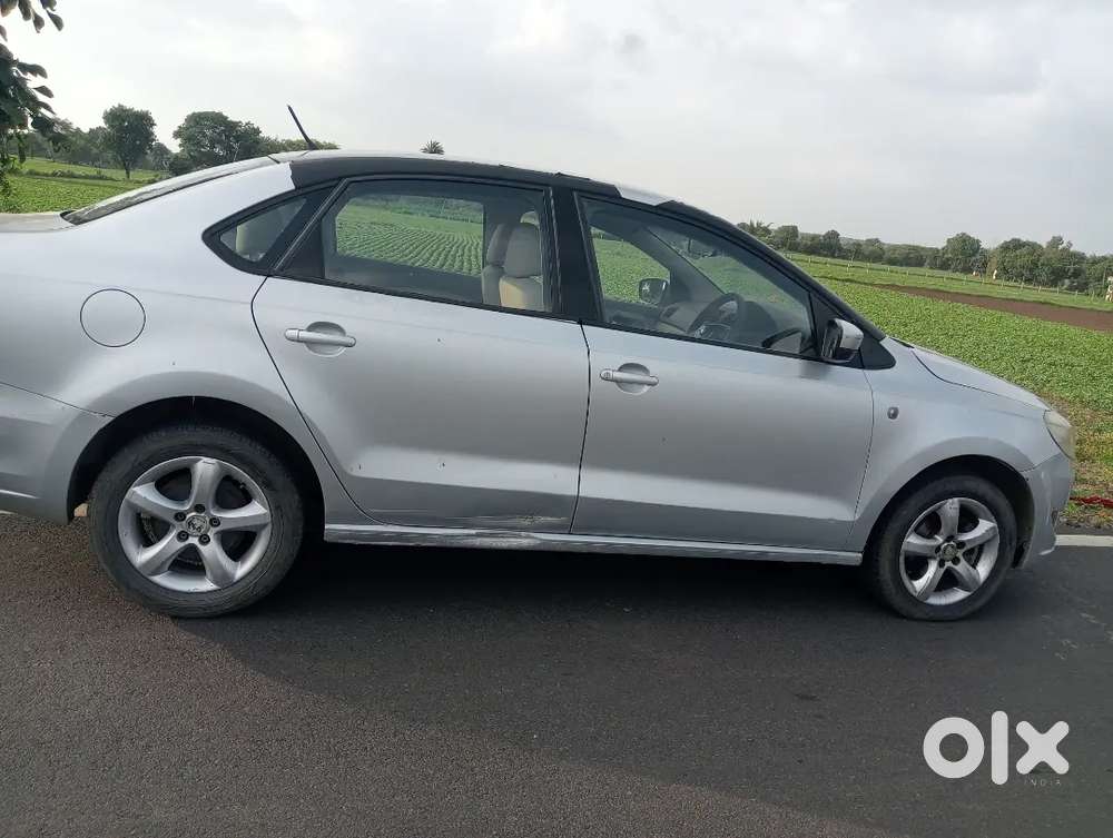 Skoda Rapid Elegance Tdi 2013