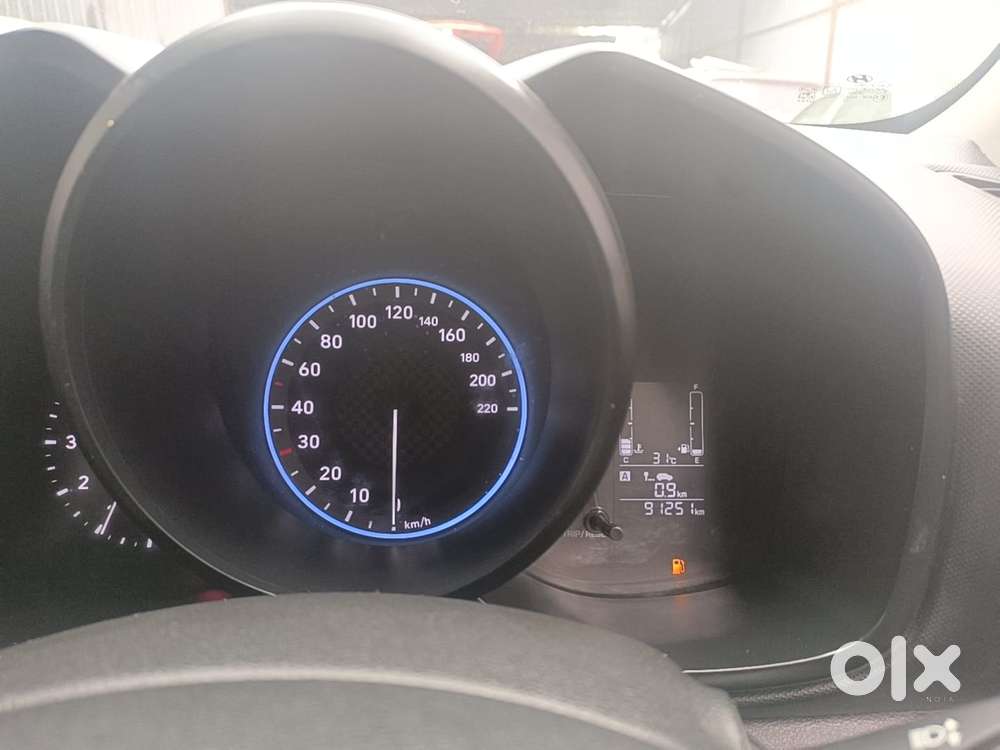 Hyundai Venue Sx (o) Mt 1.5 Diesel, 2021, Diesel