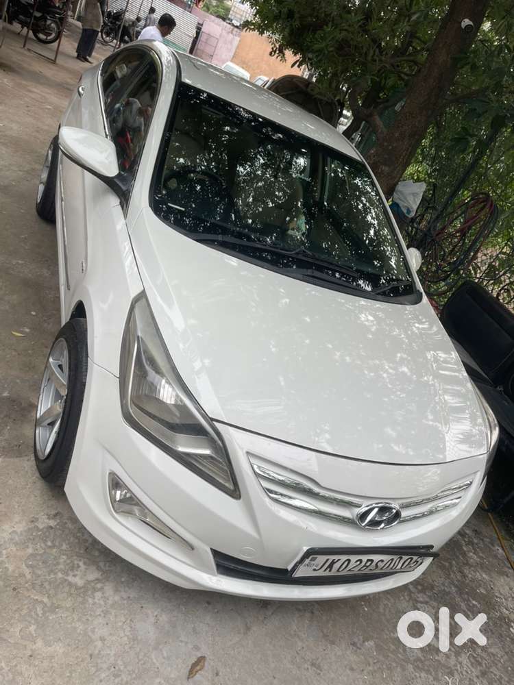Hyundai Fluidic Verna 2016