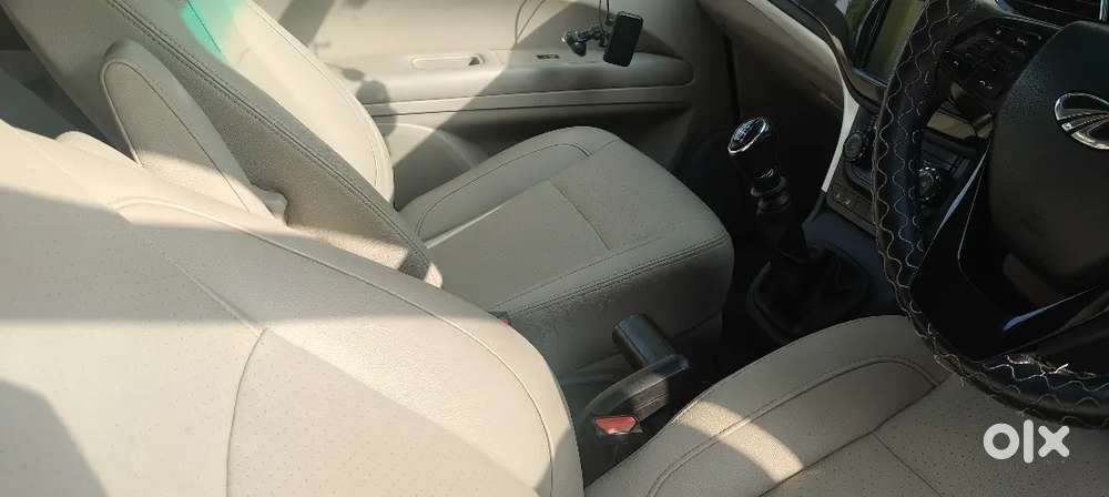 Mahindra Marazzo 2018 Diesel 80000 Km Driven