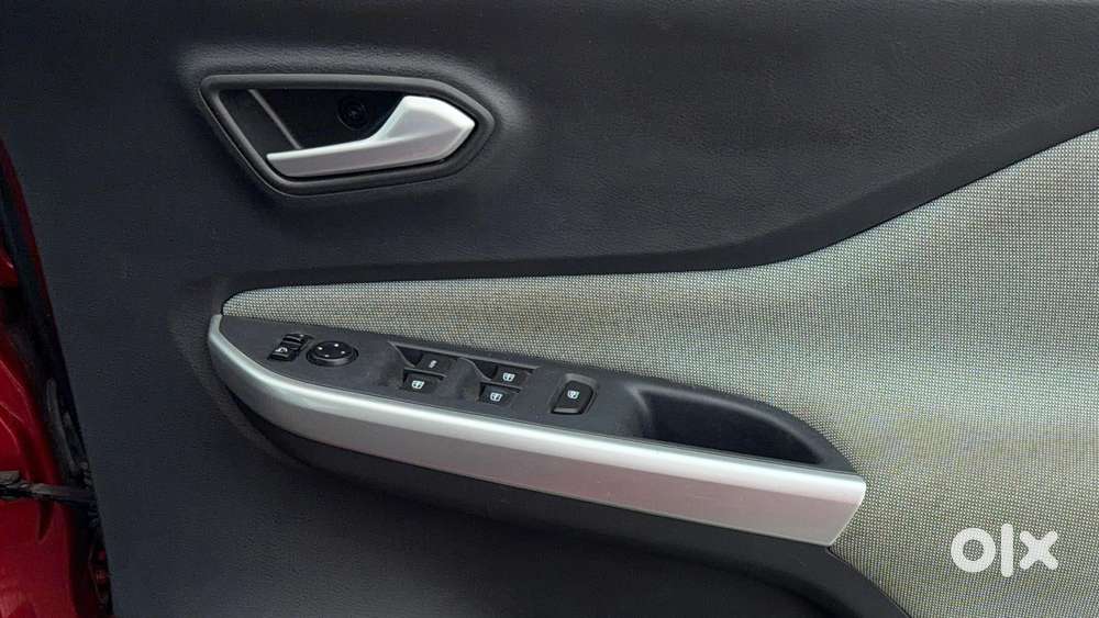 Nissan Magnite 1.0 Xv, 2023, Petrol