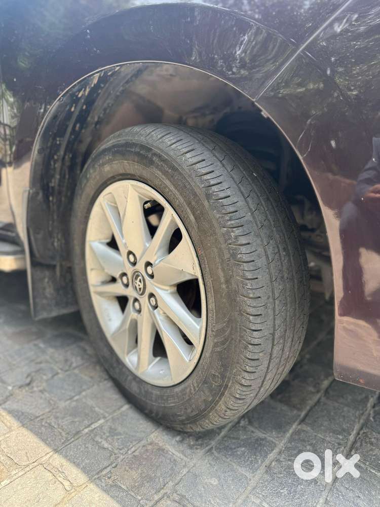 Toyota Innova Crysta [2020-ongoing] 2.4 Gx 7 Str, 2019, Diesel