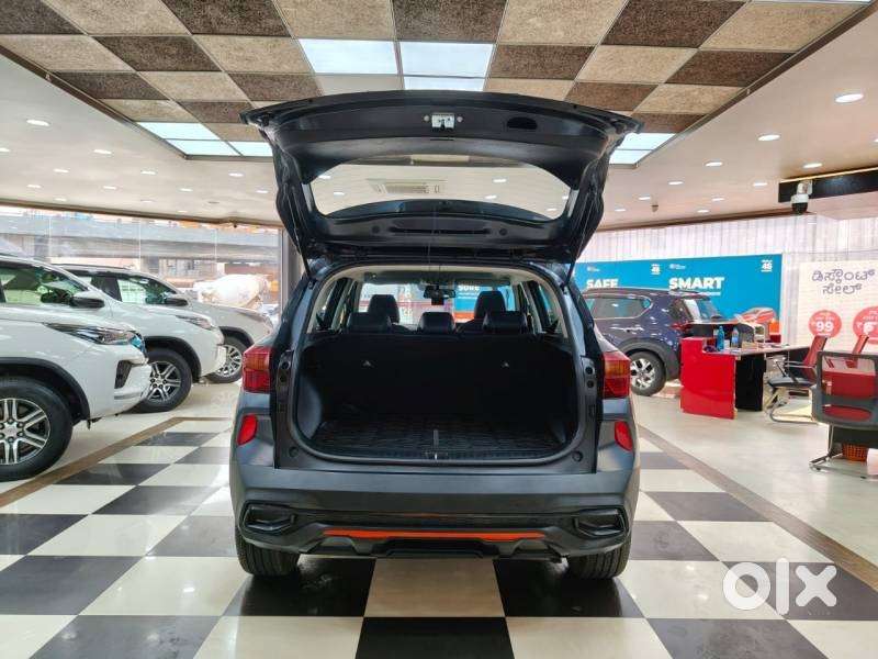 Kia Seltos, 2023, Petrol