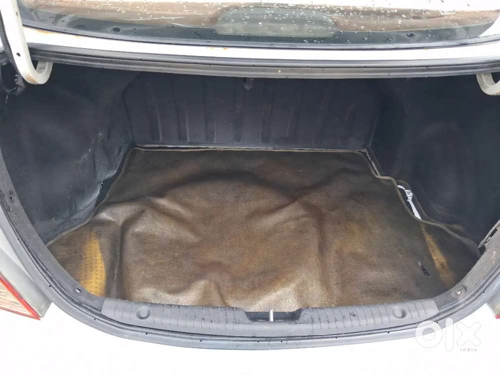 Hyundai Verna Diesel Manual 2012 Car