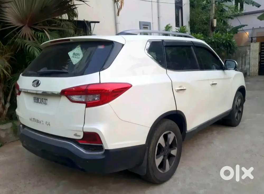 Mahindra Alturas G4 2021 Diesel Well Maintained