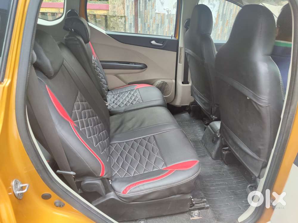 Renault Triber 1.0 Rxz Dual Tone, 2022, Petrol