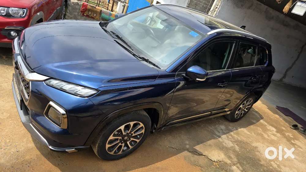 2023maruti Suzuki Grand Vitara Strong Hybrid Batter+petrol 35kmpl