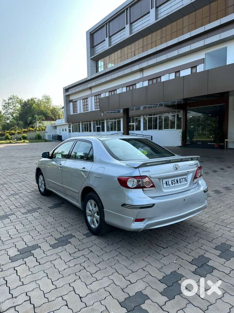 Toyota Corolla Altis 2012