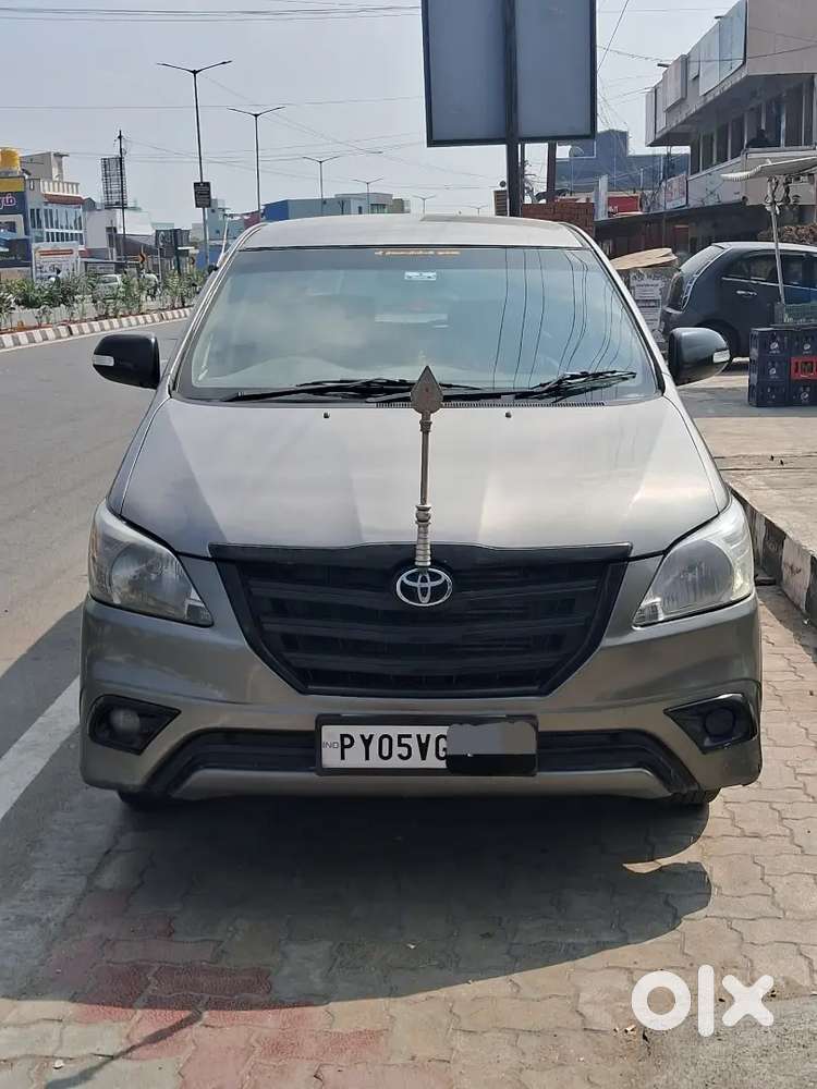 Toyota Innova 2011 Diesel 145000 Km Driven