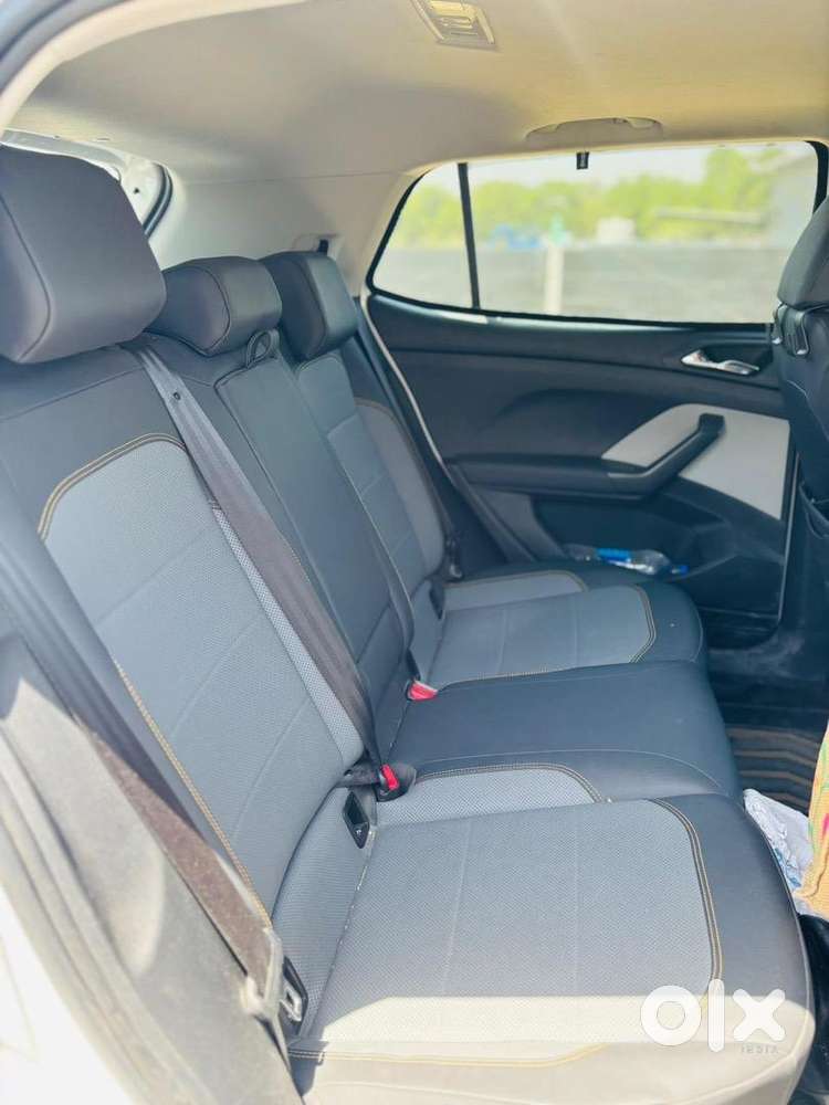 Skoda Kushaq 2025 Petrol 14300 Km Driven