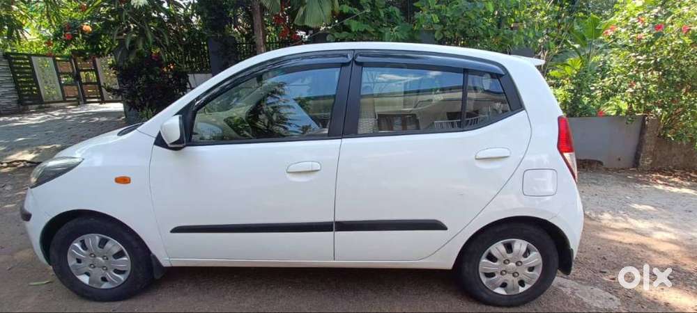 Hyundai I10 1.2 Asta Top Variant  2008  Power Windows  Abs
